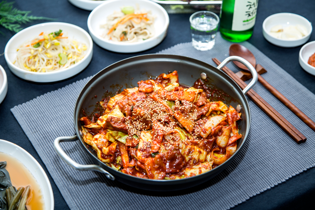 통돼지김치찌개전문점